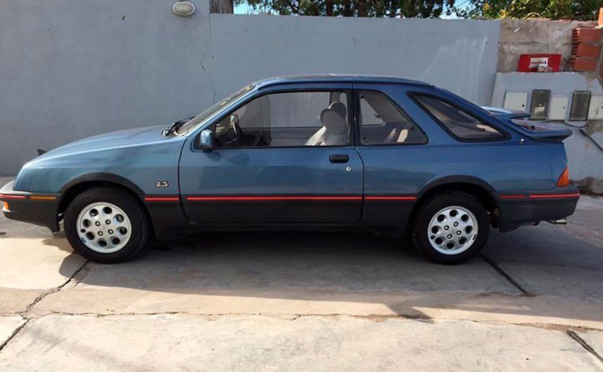 Ford Sierra XR4 3 1 Apareció un Ford Sierra XR4 que estuvo abandonado durante 34 años