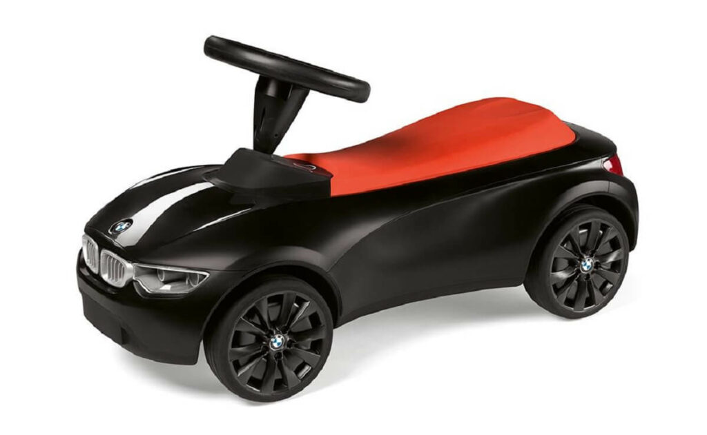 ¿Tu hijo quiere conducir? ¡Mira el nuevo BMW Baby Racer!
