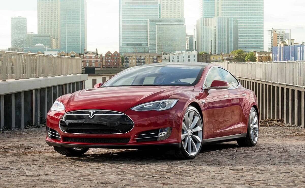 Tesla 2 1 Tesla retirará más de 1 millón de vehículos: ¿Dónde y por qué?
