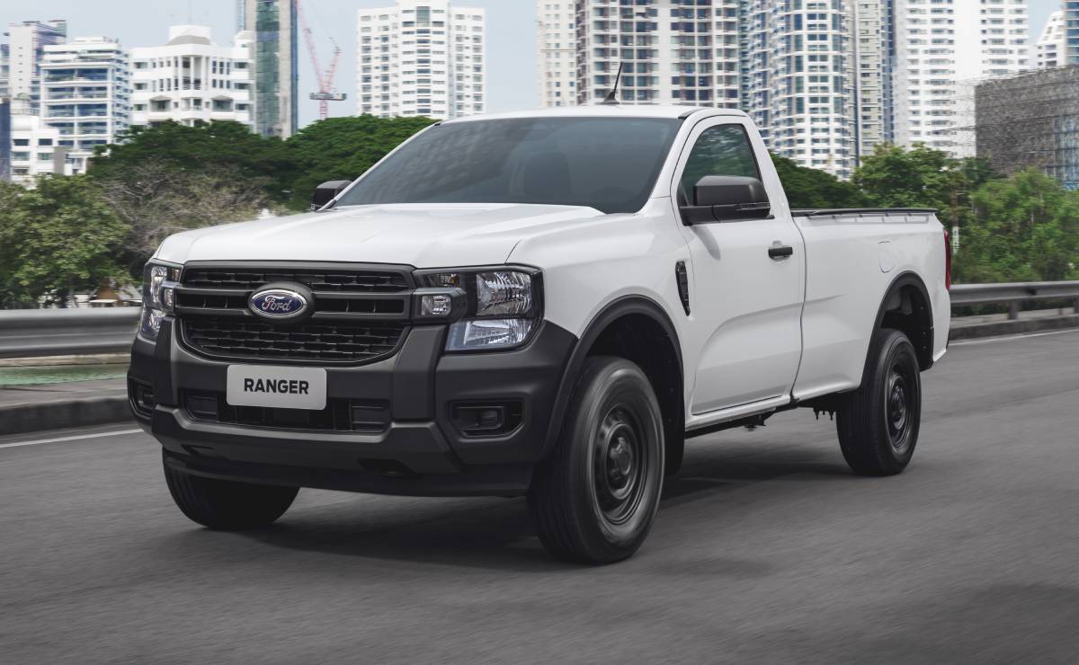 MDP Ford Ranger cabina simple frente Ford Amplía su Inversión en Pacheco para Impulsar la Producción de la Nueva Ranger