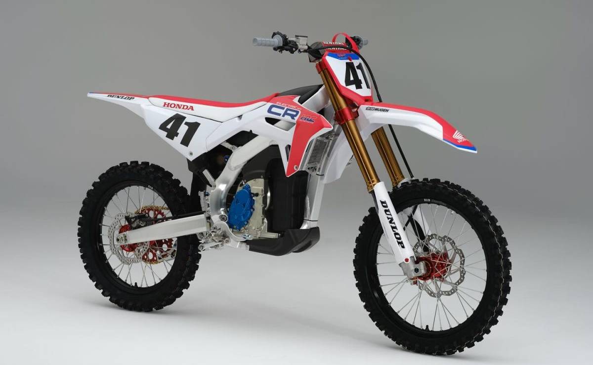 MDP Honda CR Electric Proto diagonal CFMoto CF-X: ¿La nueva contendiente en la batalla de las motos eléctricas?