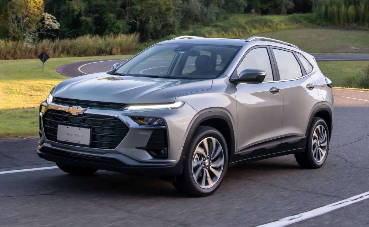 MDP Nueva Chevrolet Tracker accion 1 Lanzamiento Cuádruple de Chevrolet: La Nueva Tracker Arriba al Mercado Local