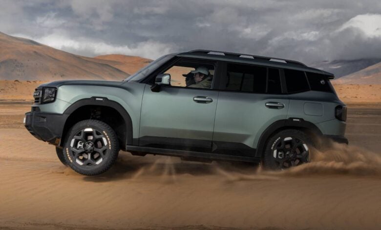 Nuevo SUV de Famly: ¿El lanzamiento más esperado en Argentina? MDP SUV Jetour T1 perfil accion Nuevo SUV de Famly: ¿El lanzamiento más esperado en Argentina?