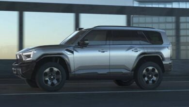 MDP SUV M Hero M817 accion perfil Dongfeng M-Hero M817: El SUV Eléctrico que Revoluciona el Mercado Asiático