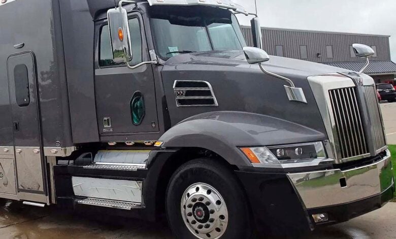 Western Star 5700EX: ¿La Verdadera Casa Sobre Ruedas? MDP camion con cabina mas grande del mundo 4 Western Star 5700EX: ¿La Verdadera Casa Sobre Ruedas?