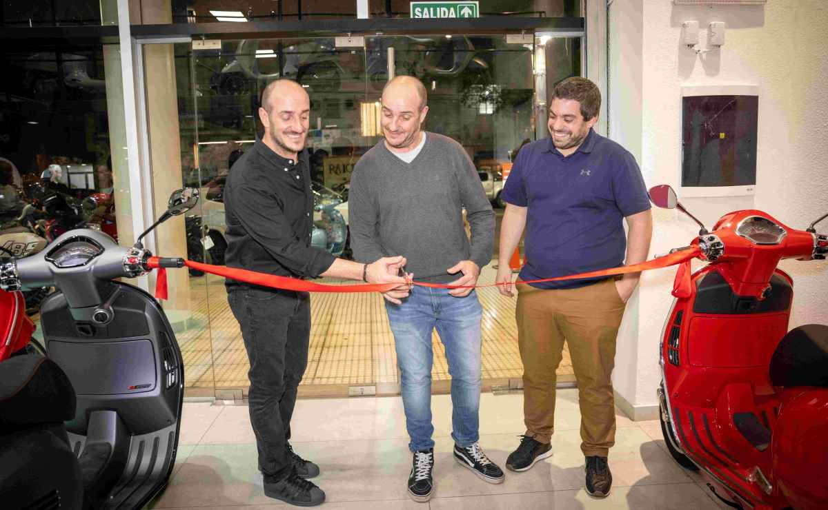 MDP concesionario motoplex palermo aprilia vespa moto guzzi piaggio 2 1 Motoplex Refuerza su Presencia con un Nuevo Concesionario en Palermo