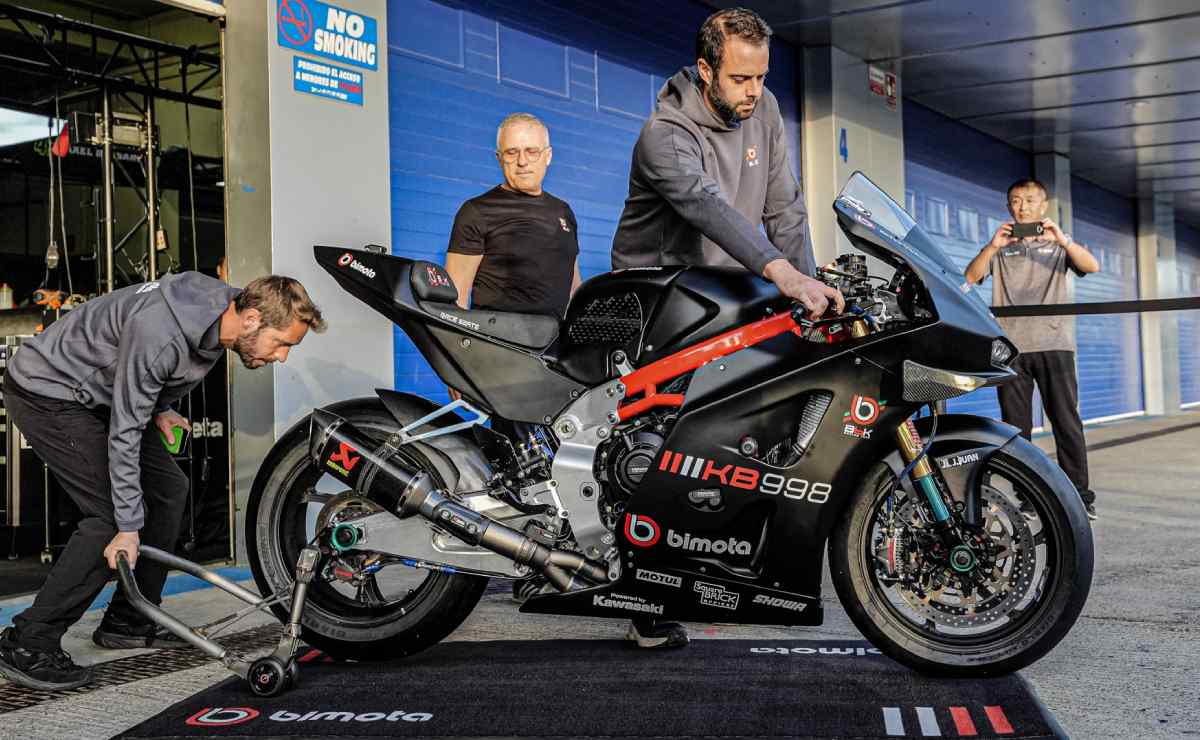 MDP moto superbike MotoGP vs Superbike: Las Diferencias que Hacen Únicas a Estas Máquinas de Competición