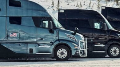 MDP volvo vnl 1 Volvo VNL: El gigante del transporte que desafía las heladas de Alaska