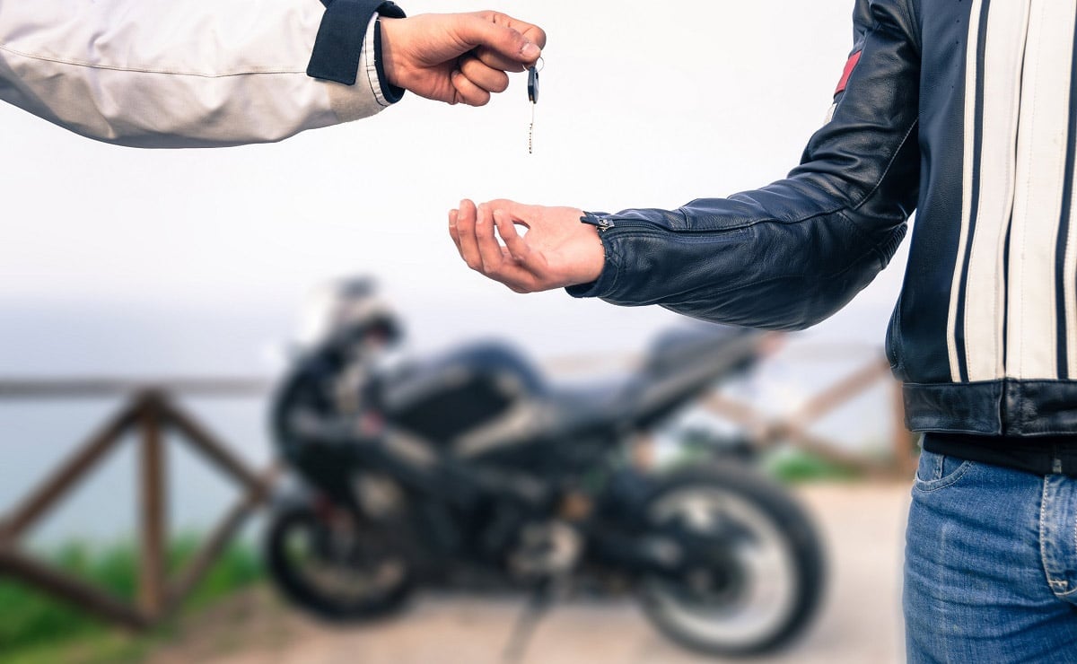 MDP Buenas noticias para la venta de motos en Argentina 1 ¿Cómo elegir el mejor seguro para tu Royal Enfield Guerrilla 450?