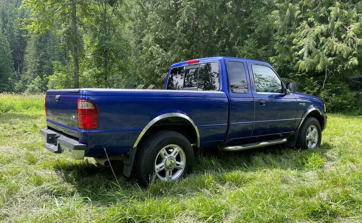 MDP Ford Ranger V8 2004 Ford Ranger: La Evolución Continua de una Icono del Segmento de Pick Ups