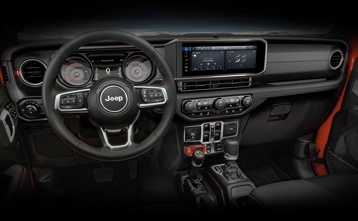 MDP Jeep JT Mojave Joose 2025 interior Jeep JT Mojave Joose: La Pick Up que Desea Dominar el Desierto