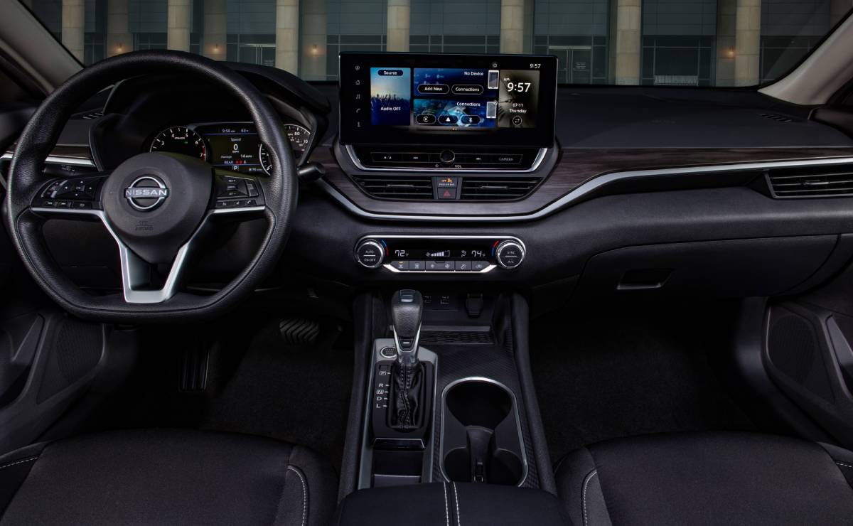 MDP Nissan Altima 2025 interior 1 ¿El sedán que continuará sorprendiendo? La actualización del Nissan Altima / Teana