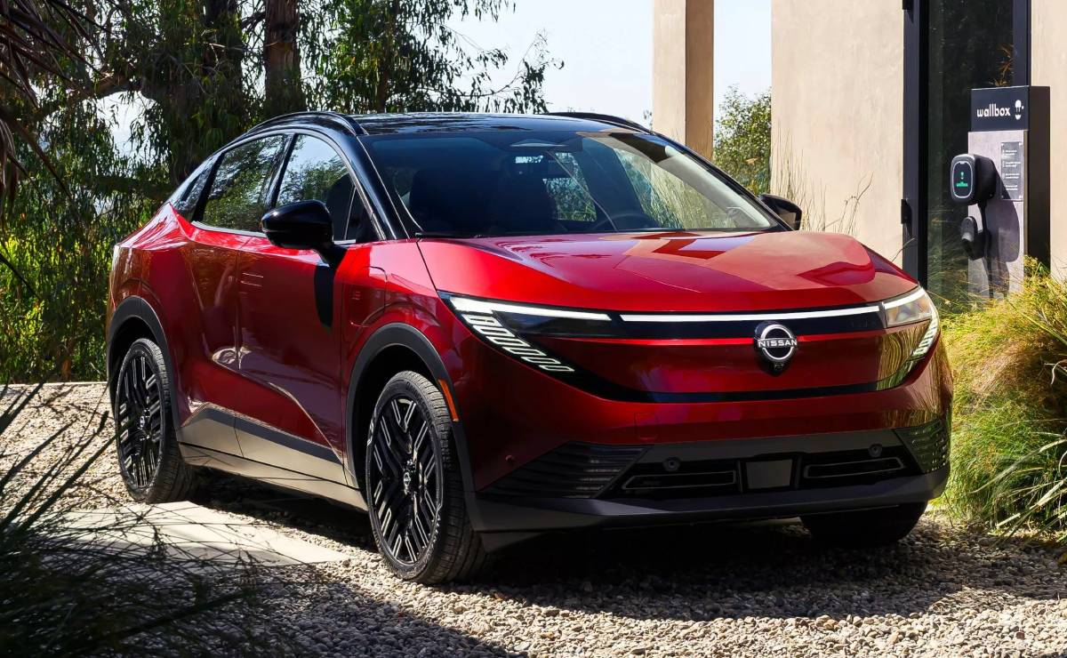 MDP Nissan Leaf 2025 frente ¿Está el nuevo Nissan Leaf listo para redefinir el segmento de los crossover eléctricos?