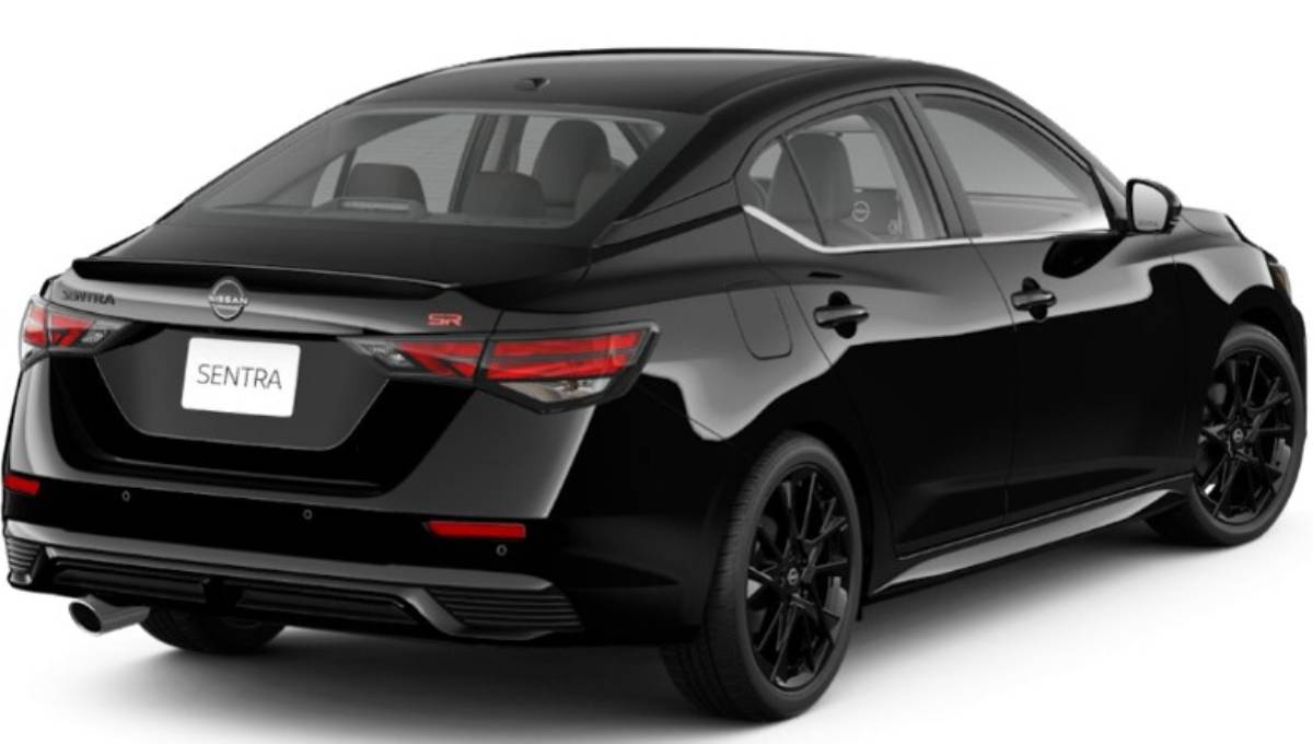 MDP Nissan Sentra Nightfall trasera ¿Puede el nuevo Nissan Sentra Nightfall conquistar el mercado de sedanes en 2025?
