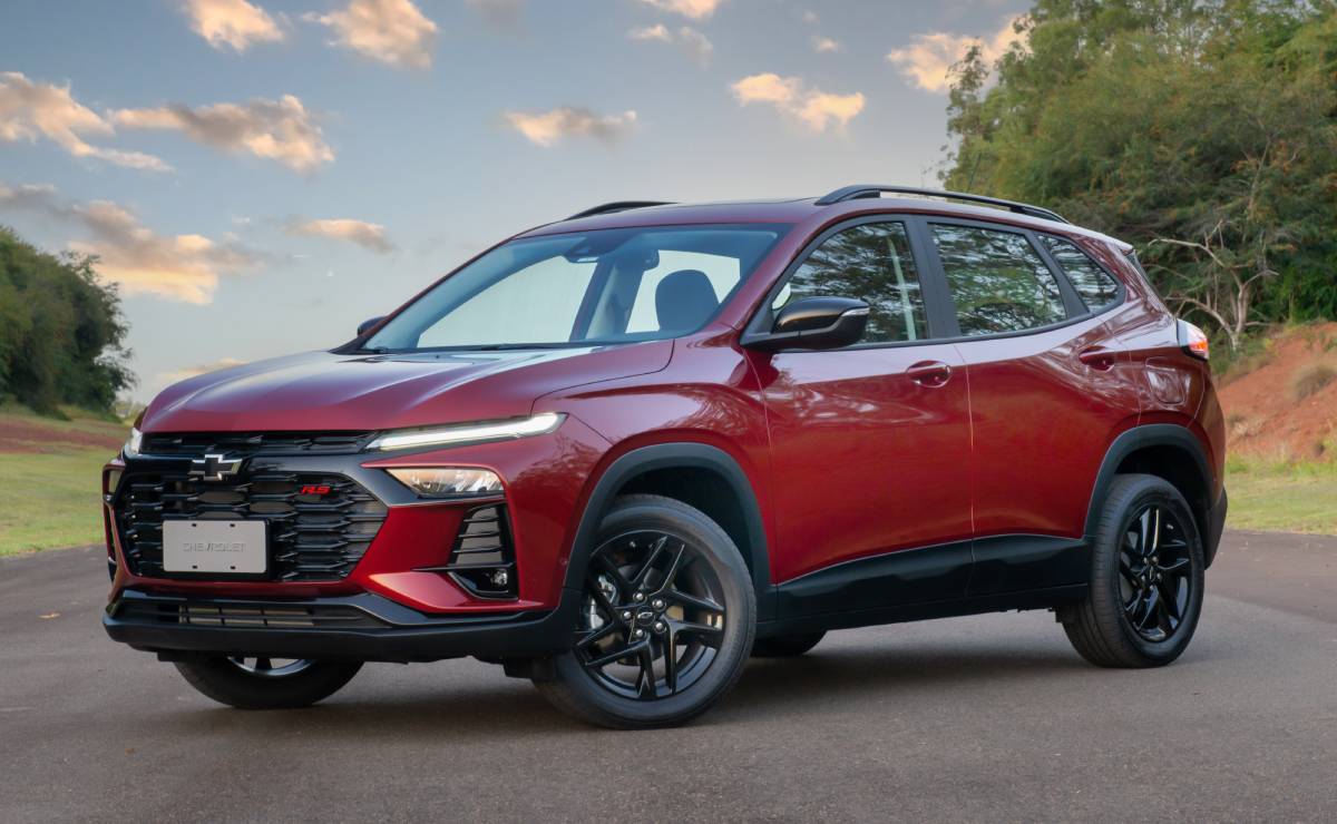 MDP Nueva Chevrolet Tracker RS frente ¿Cuál es el secreto detrás del éxito del Peugeot 2008 y Chevrolet Tracker en el mercado argentino?