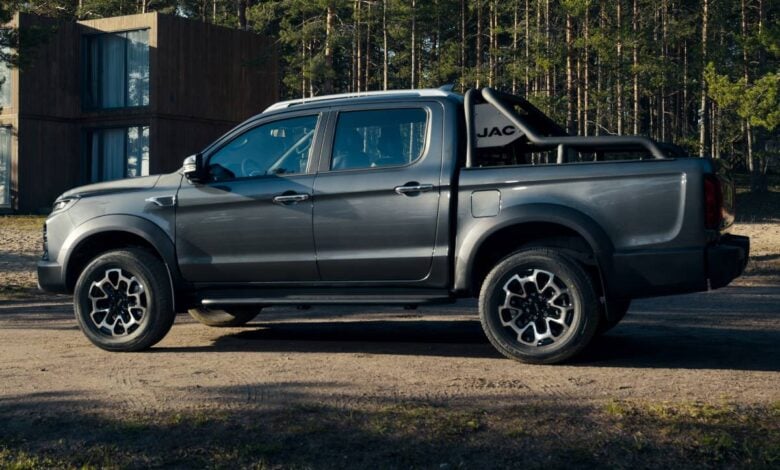 Descubre la Nueva JAC T9 Luxury que Llega a Argentina: Innovación y Potencia en la Ruta MDP Pick up JAC T9 Luxury perfil Descubre la Nueva JAC T9 Luxury que Llega a Argentina: Innovación y Potencia en la Ruta