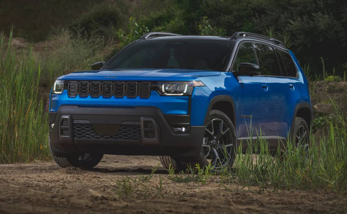 MDP SUV Jeep Cherokee 2026 frente El Regreso del Jeep Cherokee: Un Avance Híbrido Esperado en el Mercado Norteamericano