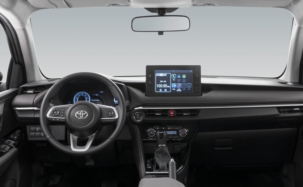 MDP Toyota Yaris Sedan Hybrid interior Toyota Yaris Sedán Hybrid: La Innovación que Redefine el Mercado de los Sedanes