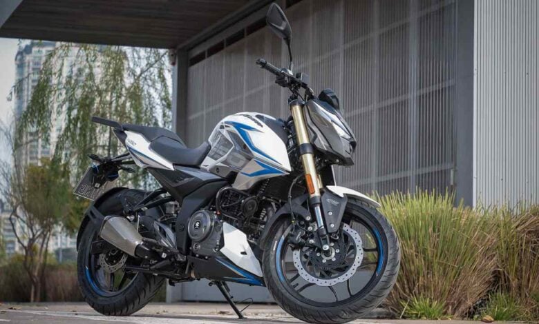 La Revolución Sobre Ruedas: Bajaj Rouser N250 UG Desembarca en el Mercado Local MDP bajaj rouser n250 ug test ride prueba 2 1 La Revolución Sobre Ruedas: Bajaj Rouser N250 UG Desembarca en el Mercado Local