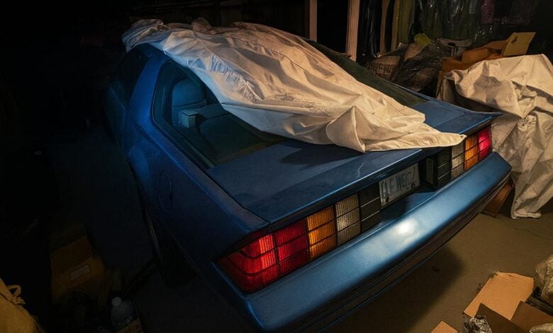 El Resurgir de un Ícono: Chevrolet Camaro de 1990 Descubierto Tras Décadas de Encierro MDP chevrolet camaro z28 iroc 1le 3 El Resurgir de un Ícono: Chevrolet Camaro de 1990 Descubierto Tras Décadas de Encierro