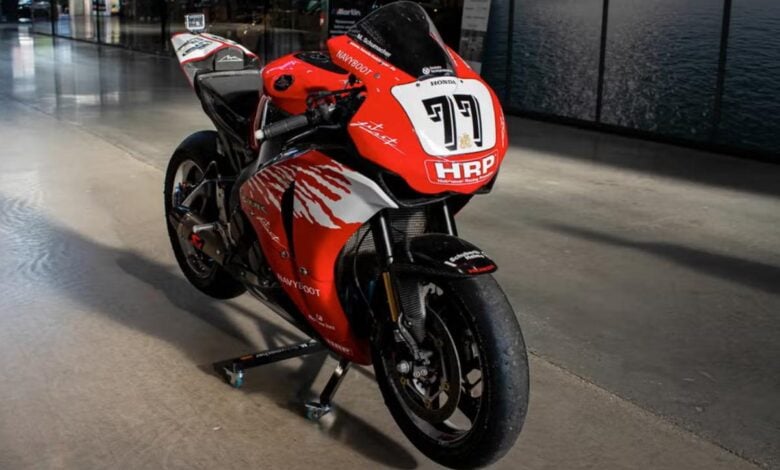 La Honda CBR1000RR Fireblade de Michael Schumacher: Una Joyita Subastada MDP honda cbr 1000 rr fireblade michael schumacher 2 La Honda CBR1000RR Fireblade de Michael Schumacher: Una Joyita Subastada