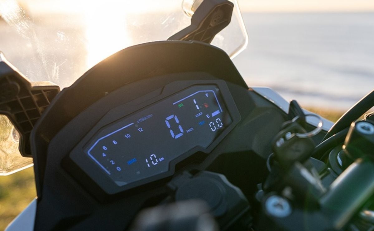 MDP moto corven triax 250 adventure2 Triax 250 Adventure: ¿La nueva aliada para tus travesías urbanas y de larga distancia?