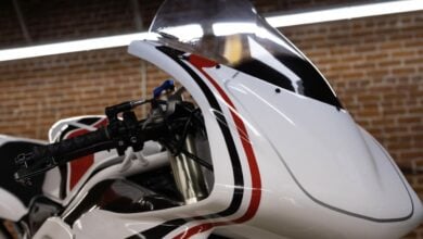 MDP moto ducati 748 1 Ducati 748: La Transformación Radical que Redefine el Arte de la Personalización