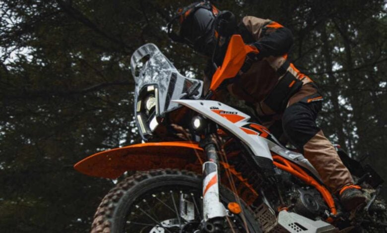 ¿Una Nueva KTM en el Horizonte? La Moto Trail Mediana que Podría Revolucionar el Catálogo Adventure MDP moto trail ktm 390 adventure r lanzamiento region ¿Una Nueva KTM en el Horizonte? La Moto Trail Mediana que Podría Revolucionar el Catálogo Adventure
