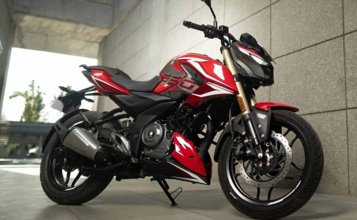MDP motos naked de 250cc mas potentes Bajaj Rouser: La Renovada Naked que Conquista el Asfalto Argentino