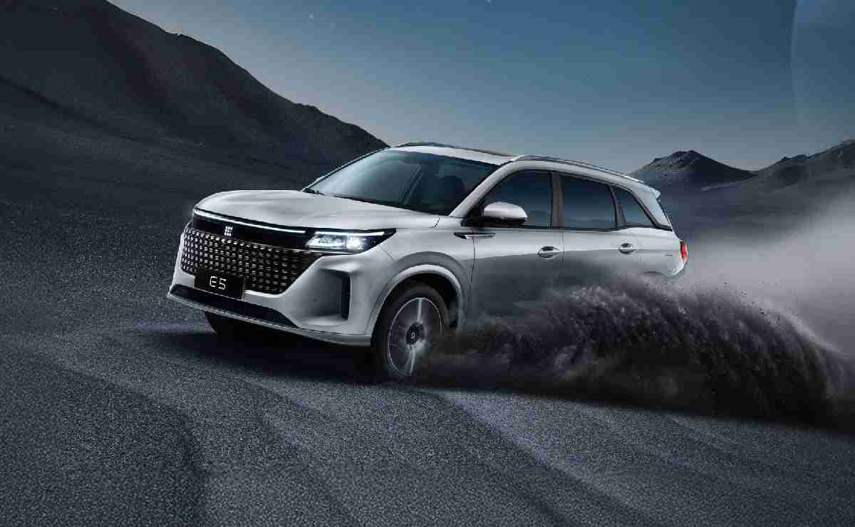 MDP DFSK E5 3 ¿Qué nos depara el futuro del segmento SUV de siete asientos?