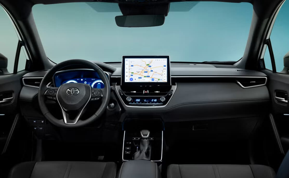 MDP Toyota Corolla Cross interior Toyota Corolla Cross 2025: La Nueva Era de los SUV Híbridos