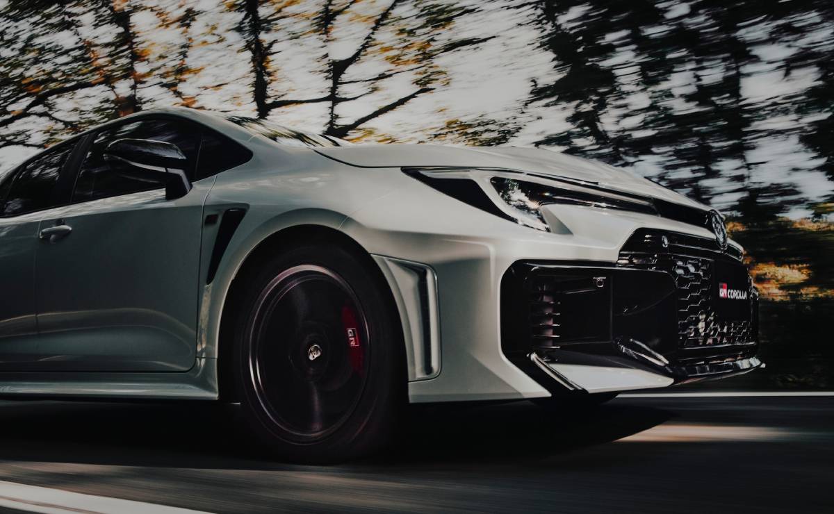 MDP Toyota GR Corolla 2026 accion 1 ¿Está el Nuevo Toyota GR Corolla Listo para Revolucionar el Mercado de Deportivos?