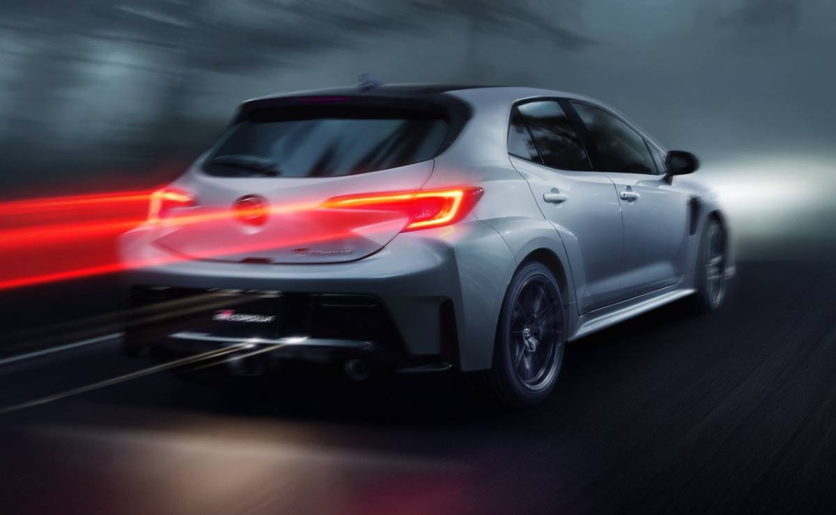 MDP Toyota GR Corolla 2026 accion trasera ¿Está el Nuevo Toyota GR Corolla Listo para Revolucionar el Mercado de Deportivos?