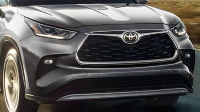 MDP Toyota Highlander 2026 teaser Toyota Highlander 2026: El SUV Familiar que Revolucionará el Mercado Norteamericano