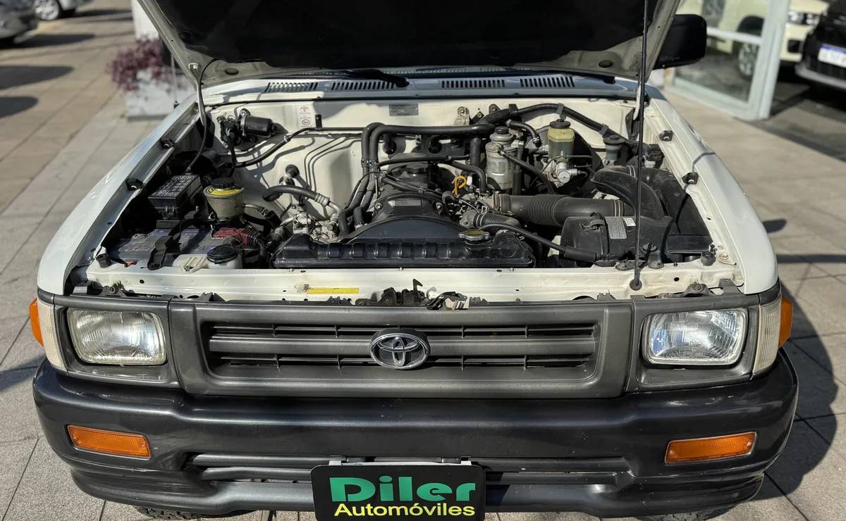 MDP Toyota Hilux 2001 motor Toyota Hilux: El Testamento de una Confiabilidad Sin Límites