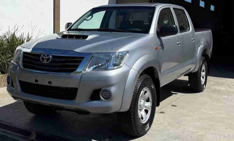 MDP Toyota Hilux DX 1 Toyota Hilux y su legado incuestionable: ¿Qué hace tan especial a esta pick-up?