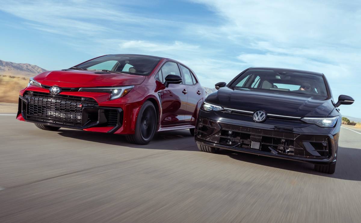 MDP Volkswagen Golf R vs Toyota GR Corolla 1 ¿Renace el mercado de los deportivos compactos? Un vistazo al Toyota GR Corolla 2024 y sus rivales