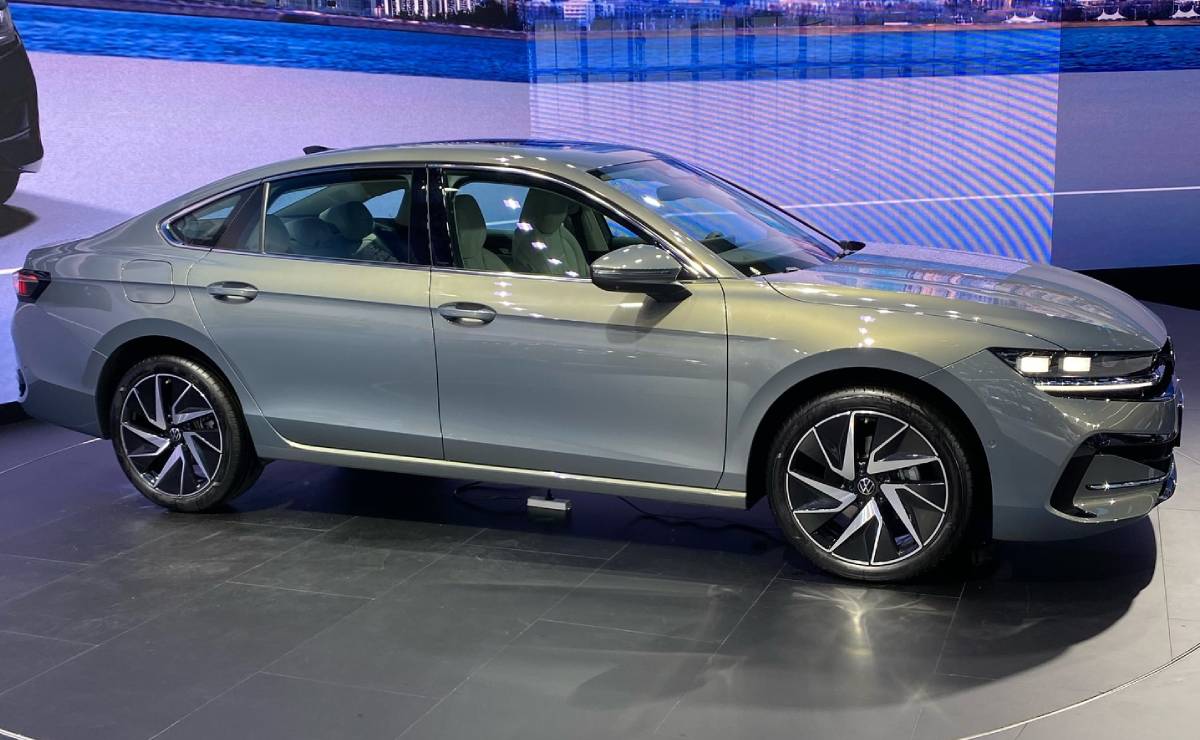 MDP Volkswagen Magotan perfil ¿El regreso de los sedanes de lujo? El Volkswagen Magotan desafía el mercado