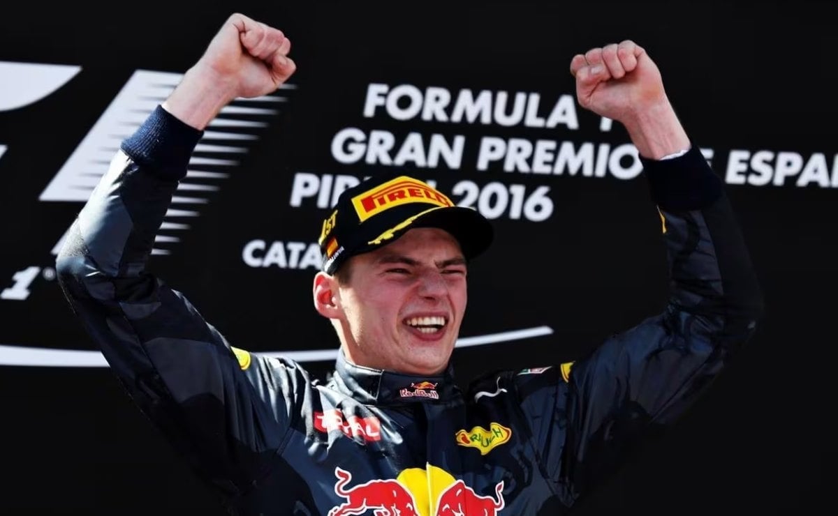 MDP f1 max verstappen Una Carrera Inolvidable: Jóvenes Promesas Brillan en el Gran Premio de Países Bajos de F1