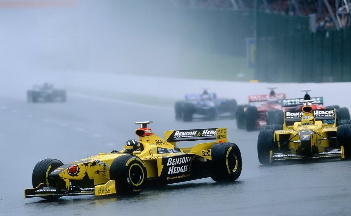 MDP jordan polemica f1 Órdenes de Equipo en la F1: Un Viaje a Través de la Controversia y el Estrategia