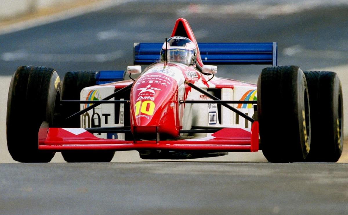 MDP piloto de f1 atropellado por auto de seguridad 2 El insólito accidente de Taki Inoue en la F1: Un giro sorprendente en el automovilismo