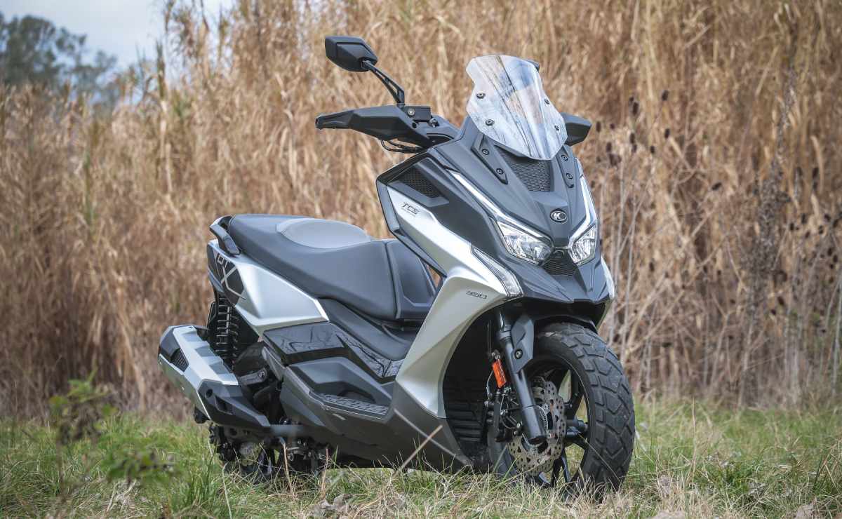 MDP test ride kymco dtx 350 2 ¿Puede el Scooter Crossover de Kymco Conquistar Terrenos Off-road?