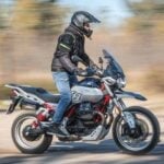 MDP test ride moto guzzi v85tt accion 150x150 1 Domina el Arte de Frenar en Moto: Consejos Clave para una Conducción Segura