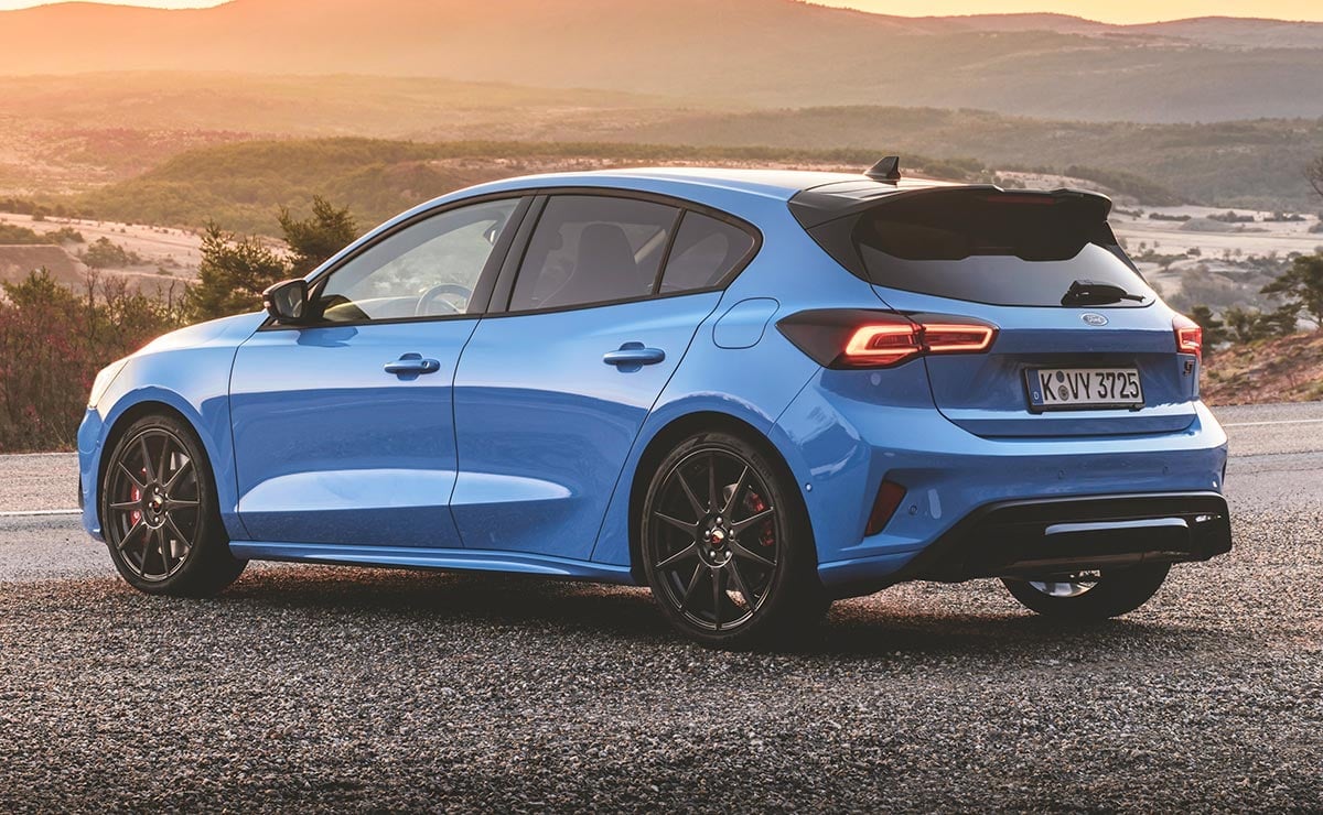 MDP 2024 FORD FOCUS ST TRASERA Fin de una Era: Ford Finaliza la Producción del Ícono Focus ST