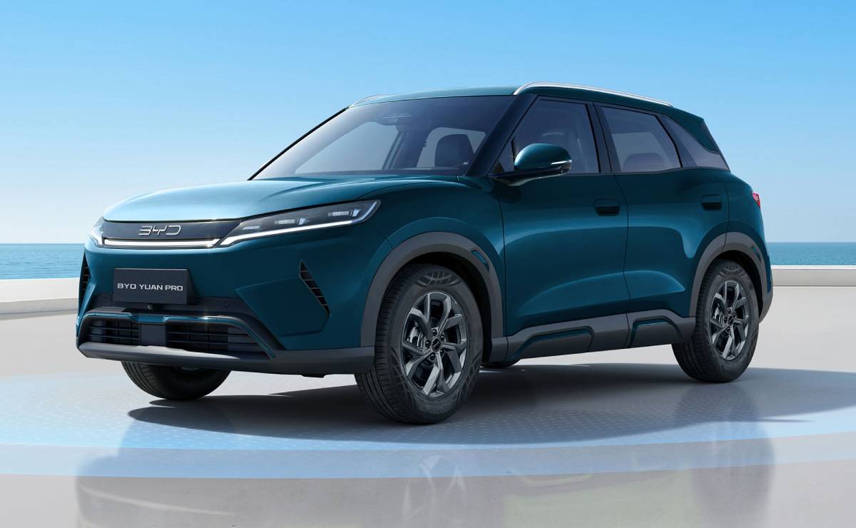 MDP BYD Yuan Pro lanzamiento frente La Revolución Eléctrica: BYD Desembarca con Fuerza en Argentina