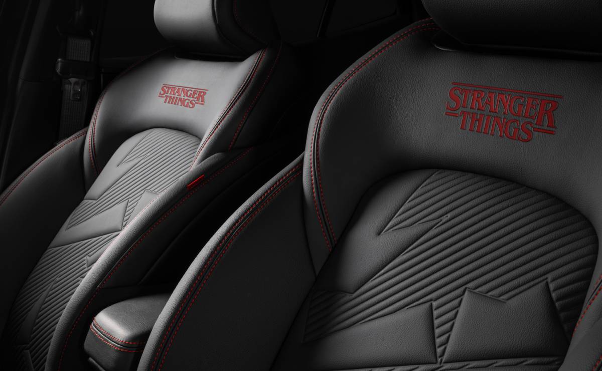MDP Fiat Pulse Abarth Stranger Things asientos Fiat y Stranger Things: Una Colaboración que Llevará el Mundo del Upside Down a las Carreteras