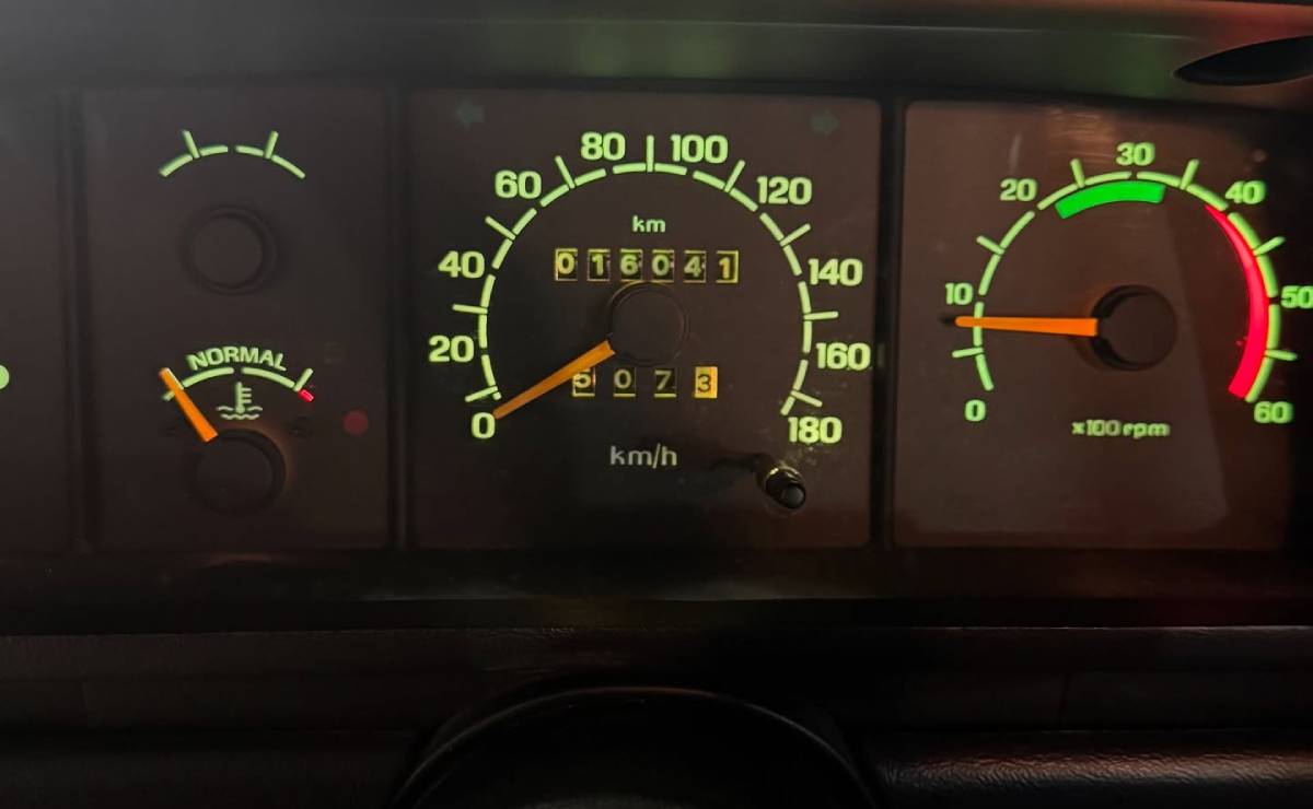 MDP Ford F100 1997 kilometraje 1 Descubre la Ford F-100 1997: Una Joya Clásica que Renace en el Mercado