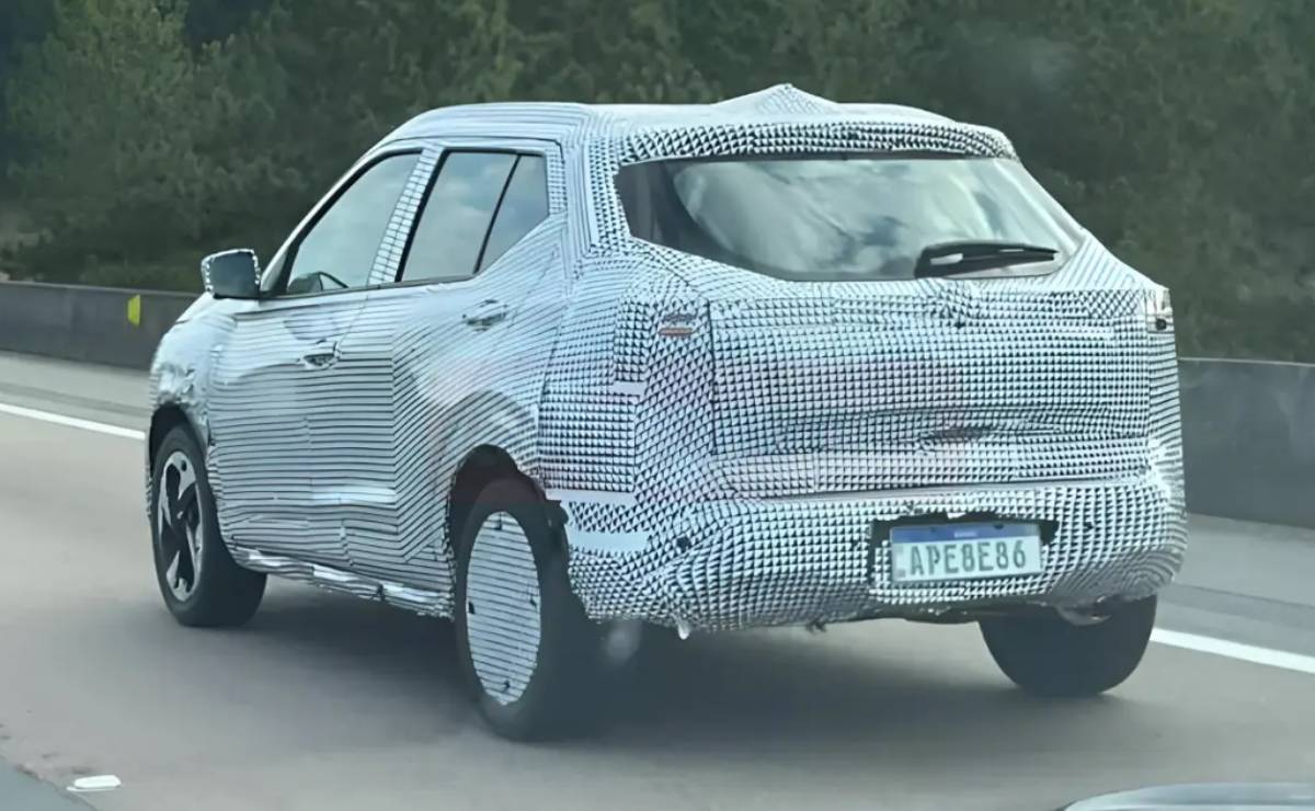 Nissan Kait: El SUV Más Esperado Hace su Debut Oficial en el Salón de Tokio 2025 MDP Nissan Kait camuflado 2 Nissan Kait: El SUV Más Esperado Hace su Debut Oficial en el Salón de Tokio 2025