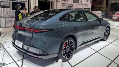 Nissan N7: ¿El Futuro del Sedán en Latinoamérica? MDP Nissan N7 trasera 1 Nissan N7: ¿El Futuro del Sedán en Latinoamérica?