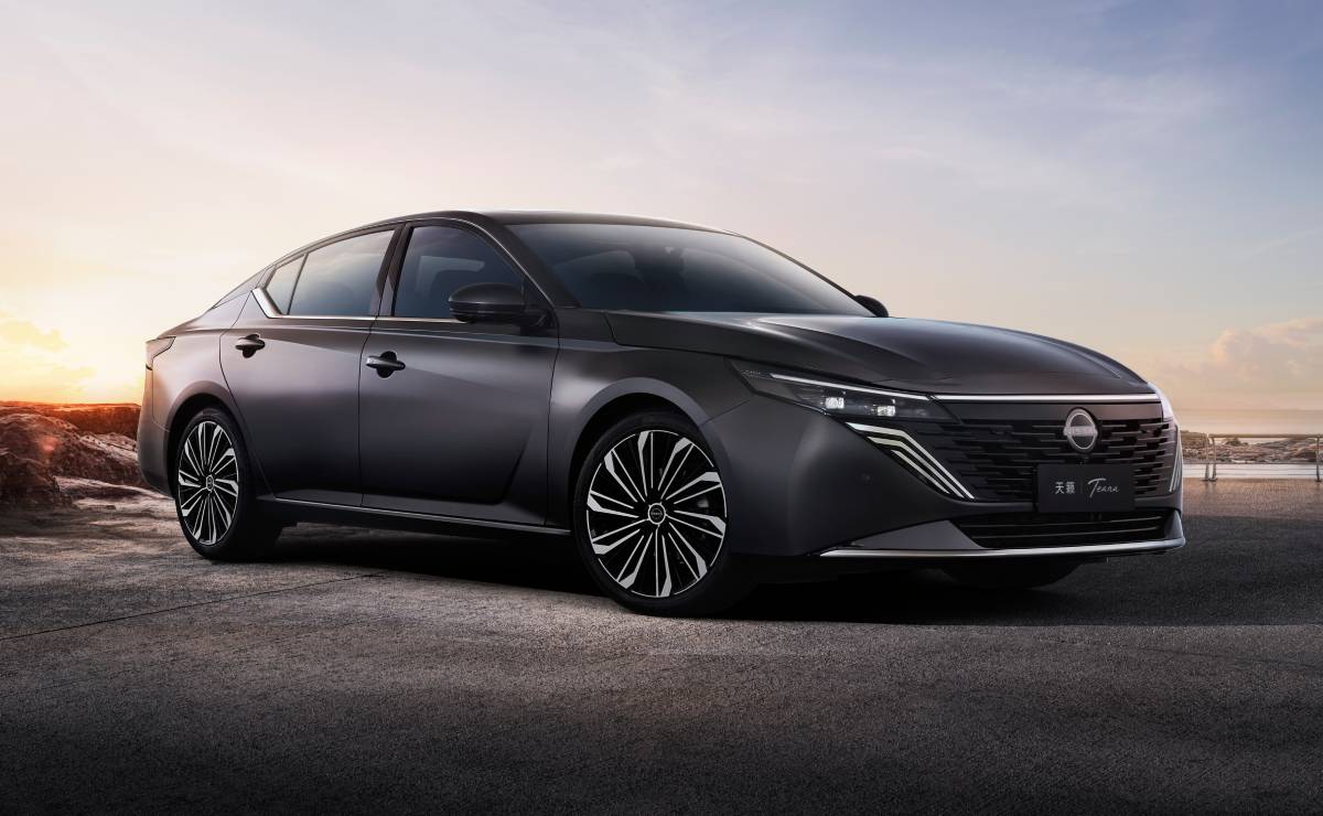 MDP Nissan Teana frente Nissan Re:Nissan: La Revolución en el Mundo Automotriz que Llega desde China